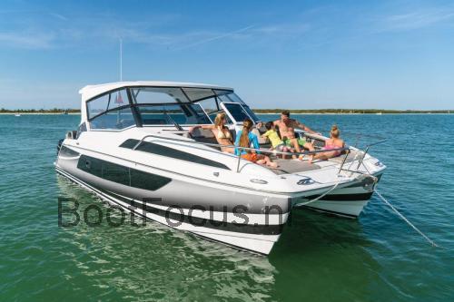 Aquila 36 Power Catamaran specificaties
